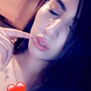 Meet your Posher, Jasmine